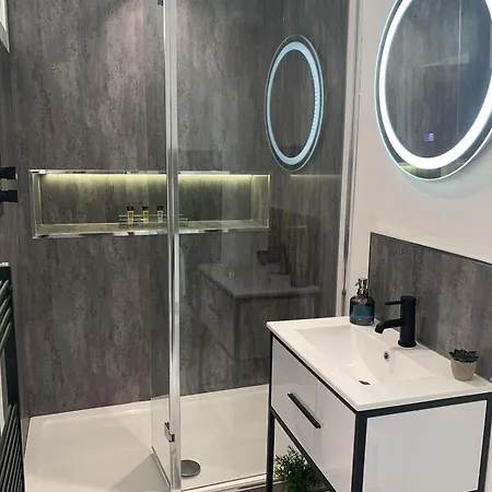 Luxury Cottage, Views Of The Lakes With Hot Tub