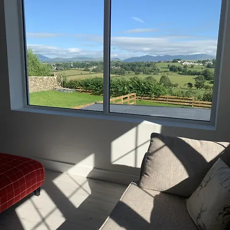 بيت للعطل Luxury Cottage, Views Of The Lakes With Hot Tub